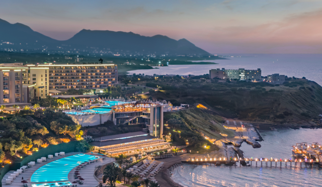 elexus hotel akşam çekilmiş genel fotoğrafı