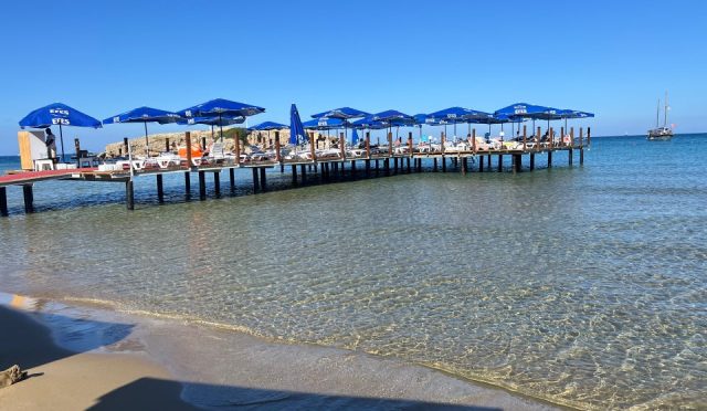 escape beach club iskelesi