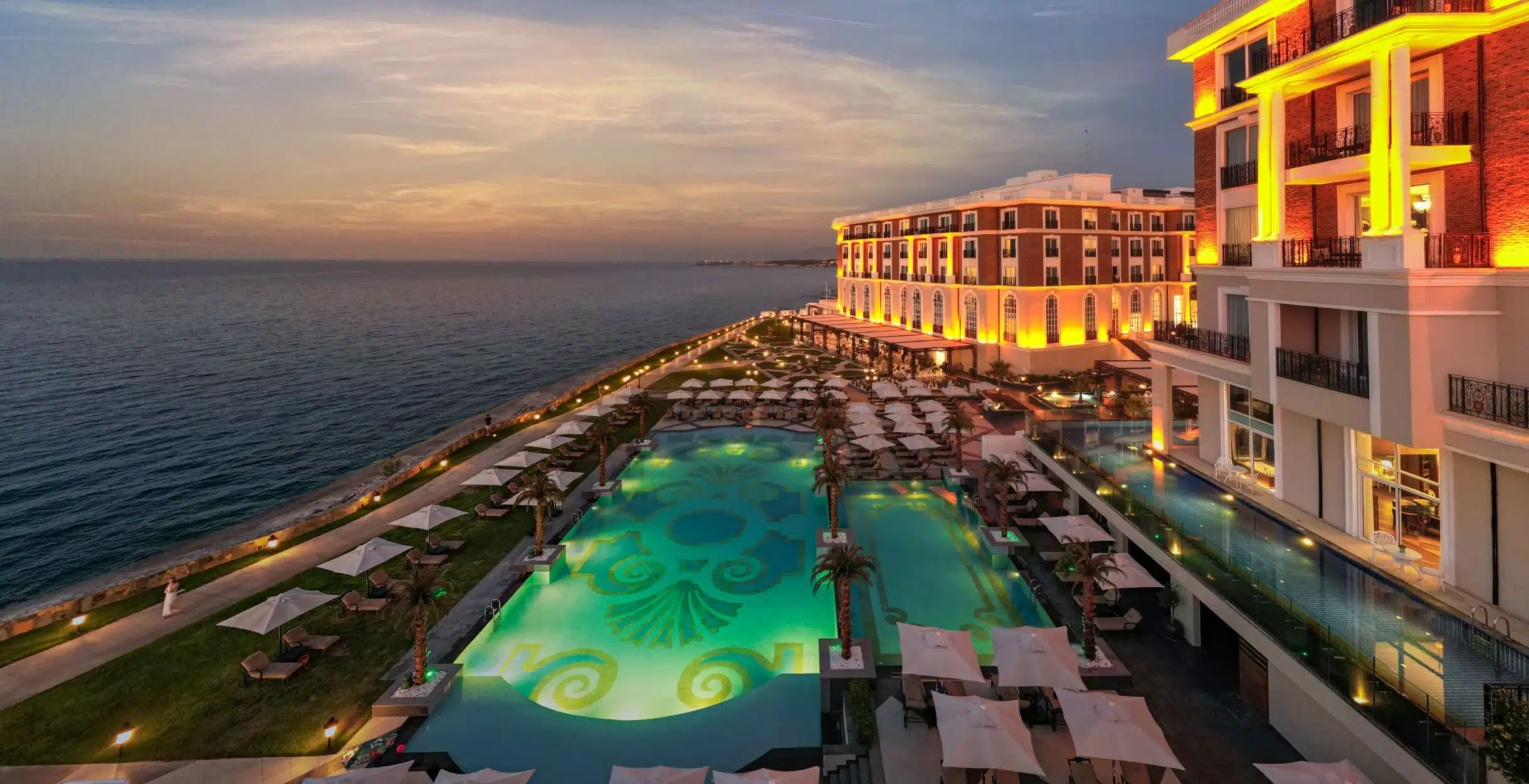 Kaya Palazzo Girne: Akdeniz’in İtalyan Esintili Lüks Tatil Merkezi (2026)