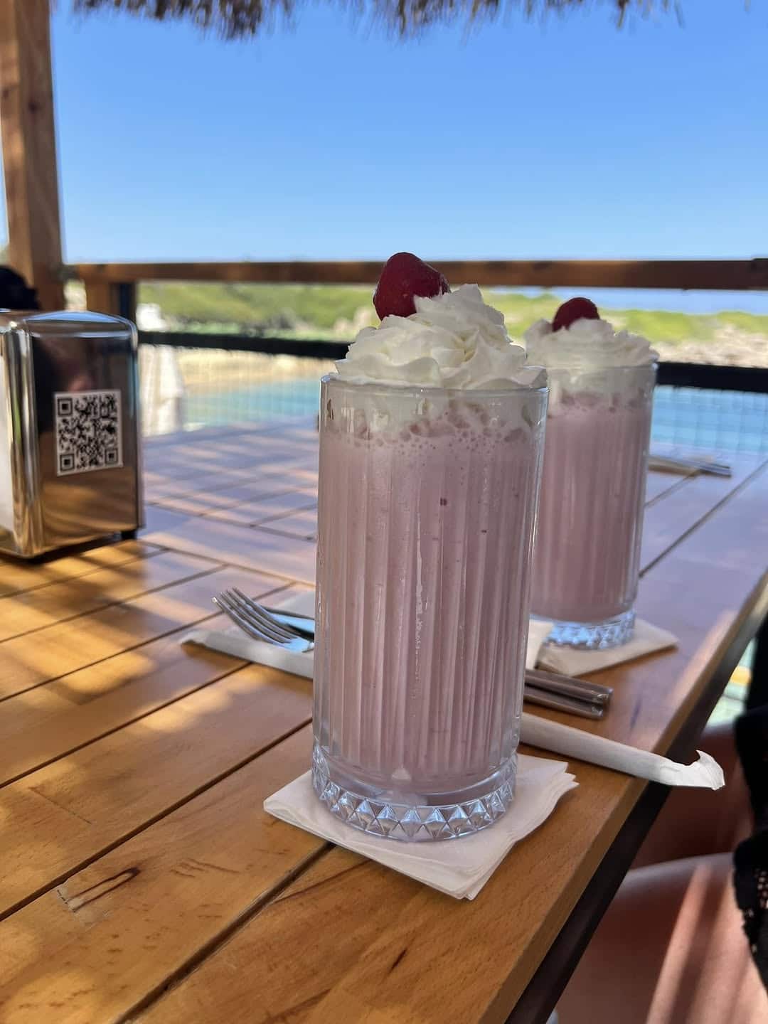 lido cyprus milkshake