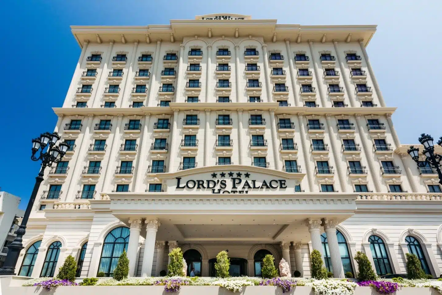 Lord’s Palace Hotel, Spa & Casino: KKTC’nin Prestijli Tatil Deneyimi (2026)