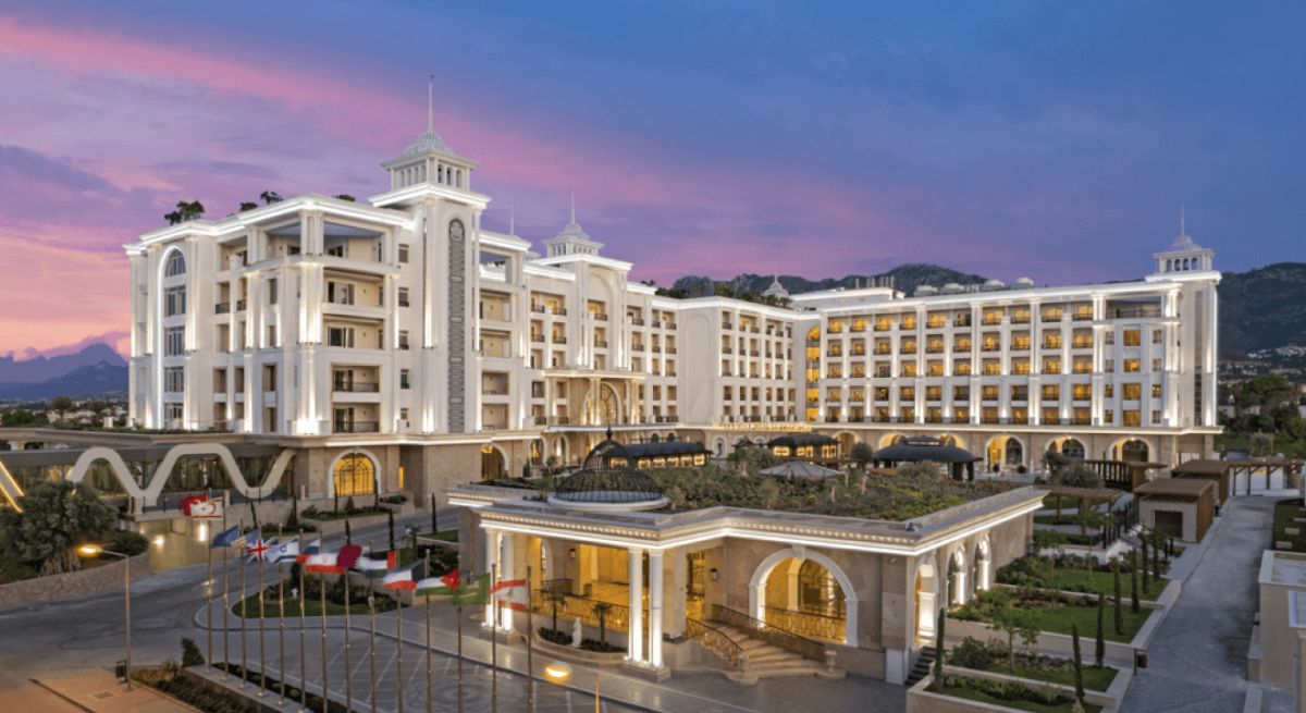 Merit Royal Diamond Hotel & Spa: KKTC’nin Lüks Tatil Deneyiminde Yeni Standart (2026)
