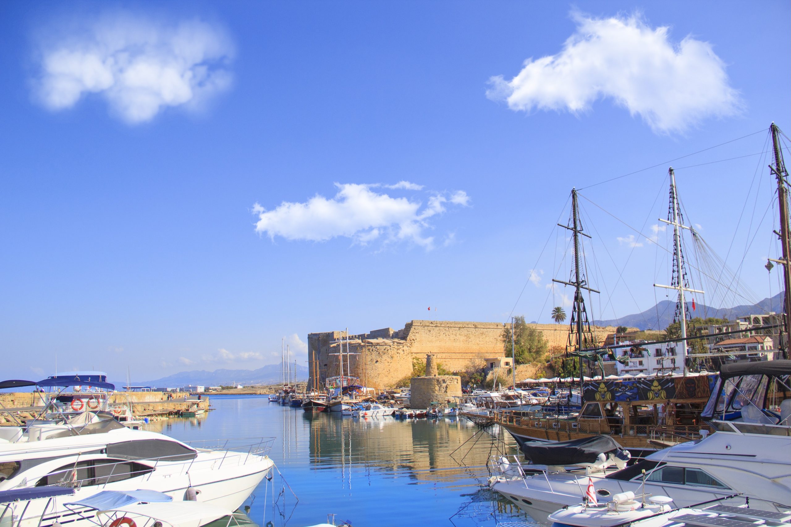 Girne Kalesi:  Kapsamlı Ziyaret Rehberi